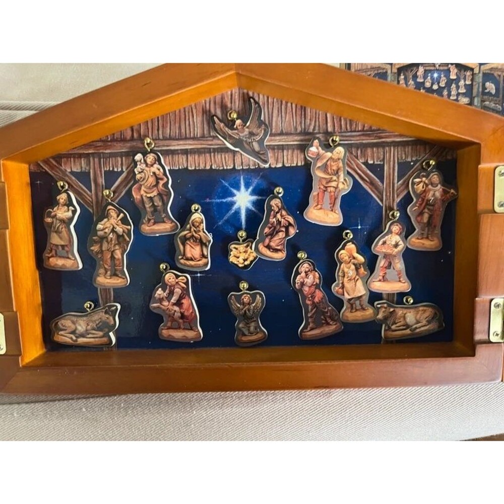 Fontanini Wooden Advent Calendar Complete